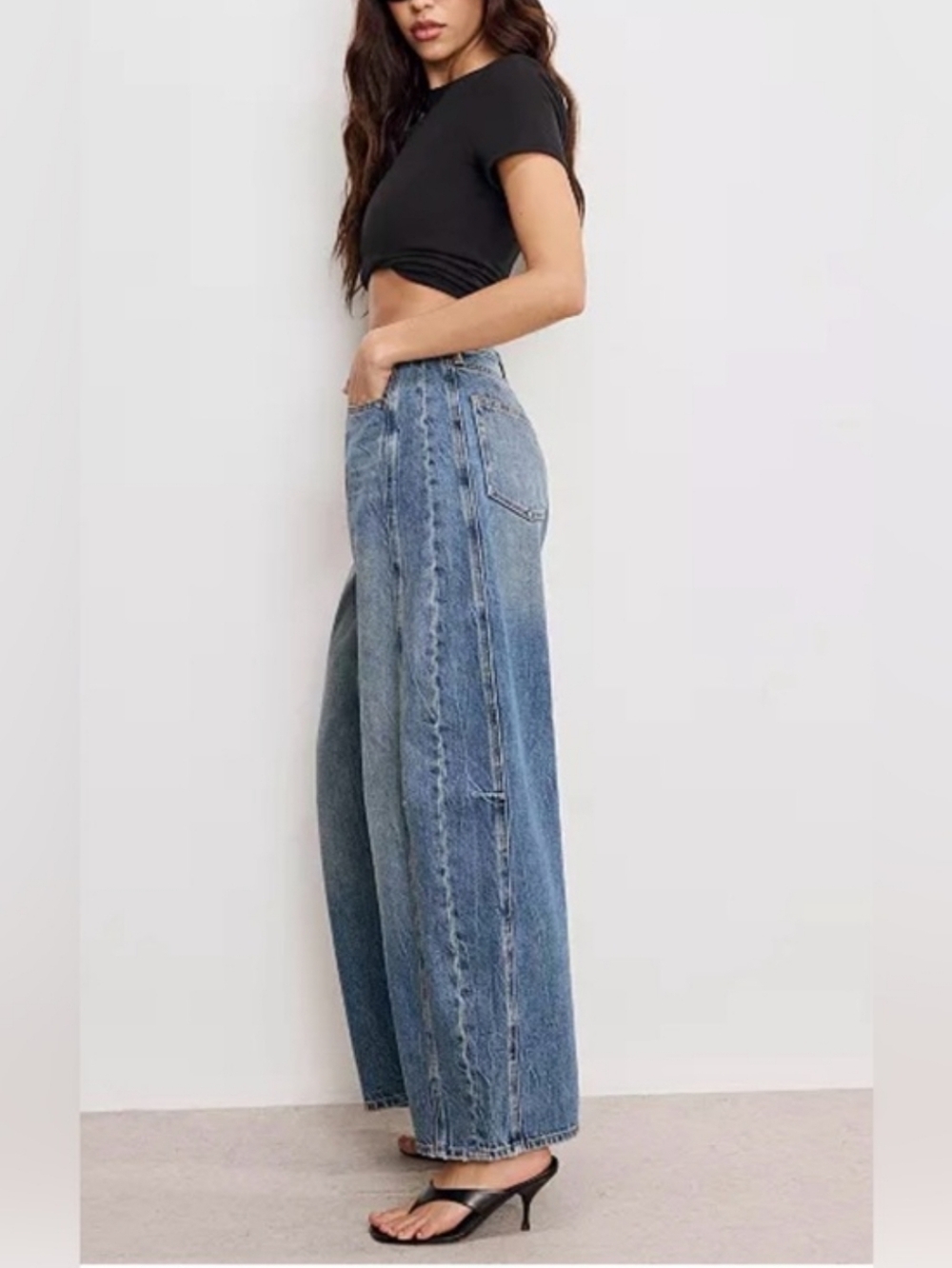 Good American Extreme Barrel Jeans - Picture 3 of 5